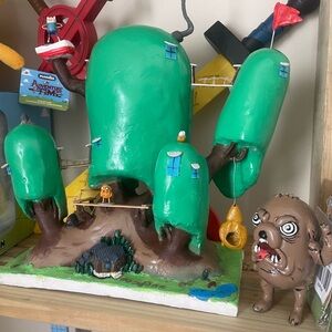 Adventure Time Treehouse Statue MTO